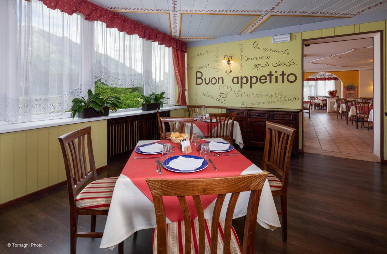 Hotel Alpen Andalo Buitenkant foto